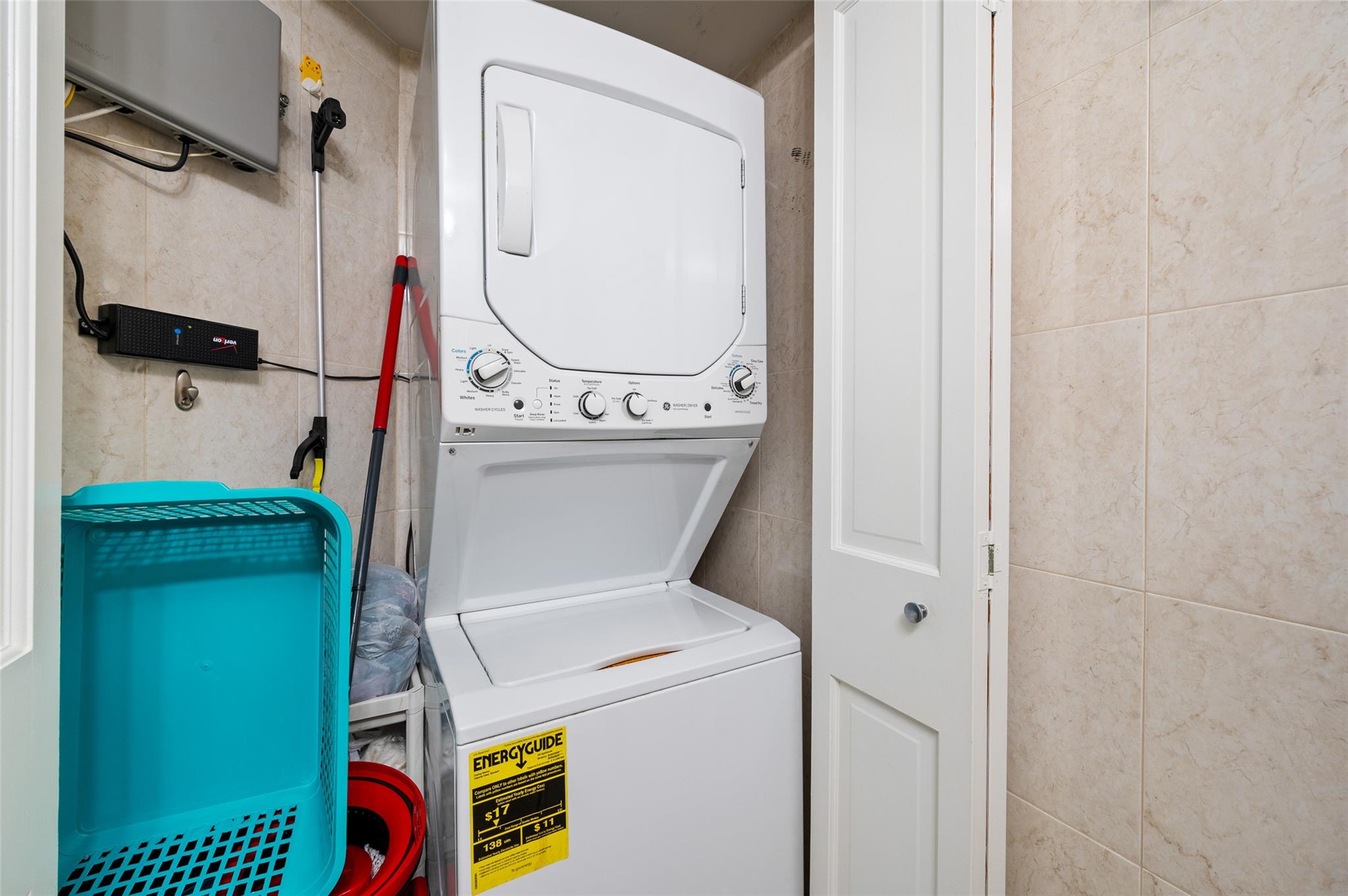 #15 photo, 41 Wellington Ct, スタテンアイランド Staten Island , NY 10314