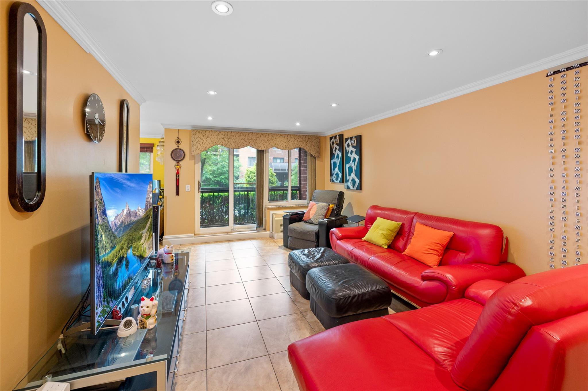 #2 photo, 41 Wellington Ct, スタテンアイランド Staten Island , NY 10314