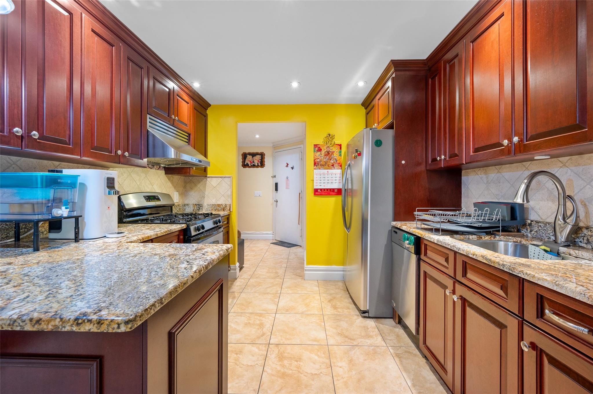 #5 photo, 41 Wellington Ct, スタテンアイランド Staten Island , NY 10314