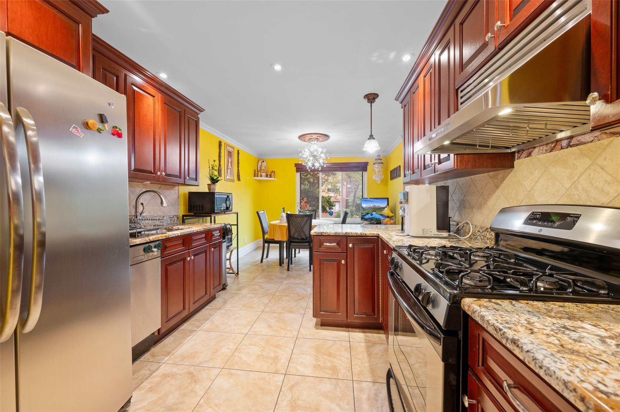 #6 photo, 41 Wellington Ct, スタテンアイランド Staten Island , NY 10314