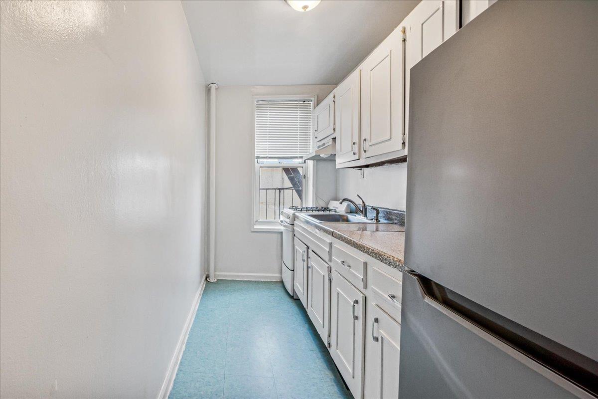 #4 photo, 67-25 Dartmouth Street, クイーンズ区 Forest Hills , NY 11375