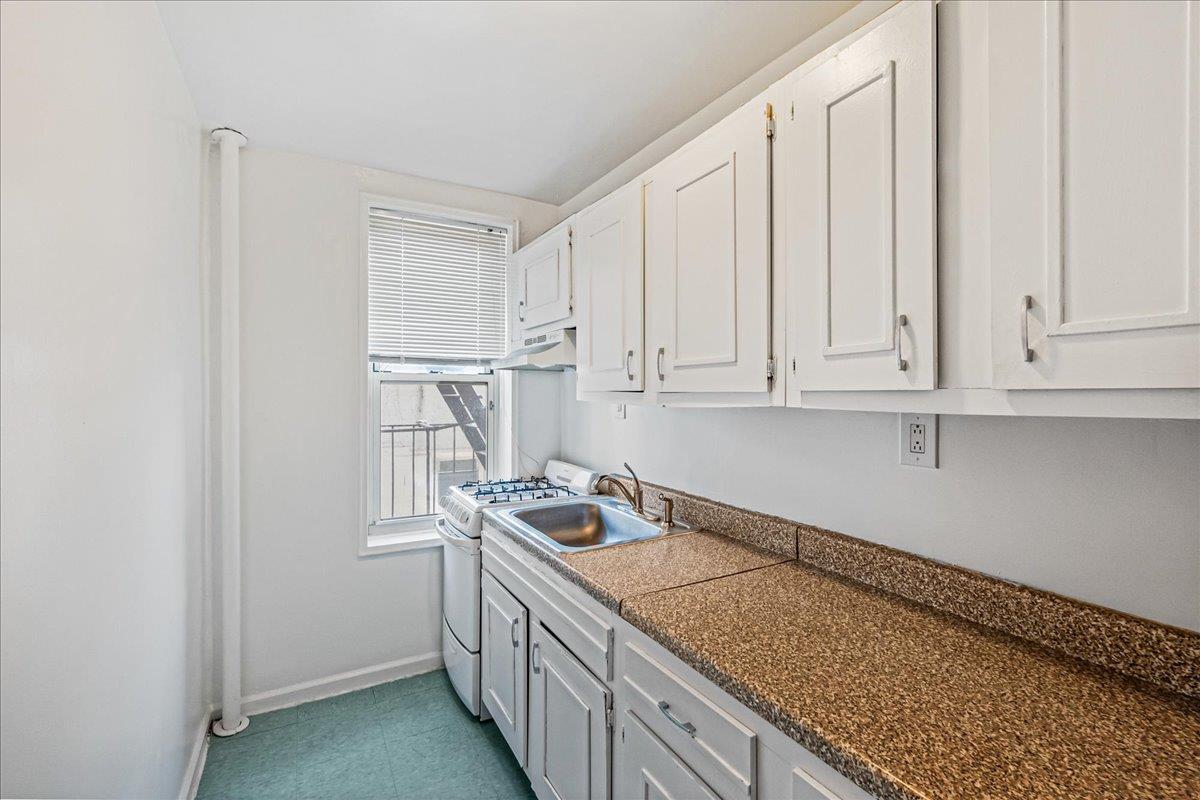 #6 photo, 67-25 Dartmouth Street, クイーンズ区 Forest Hills , NY 11375