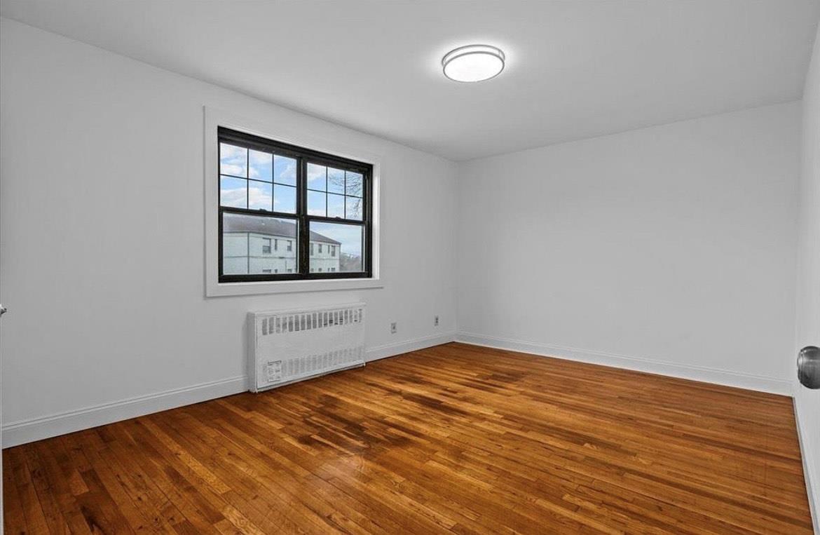 #7 photo, 67-47 136th Street, クイーンズ区 Kew Garden Hills , NY 11367