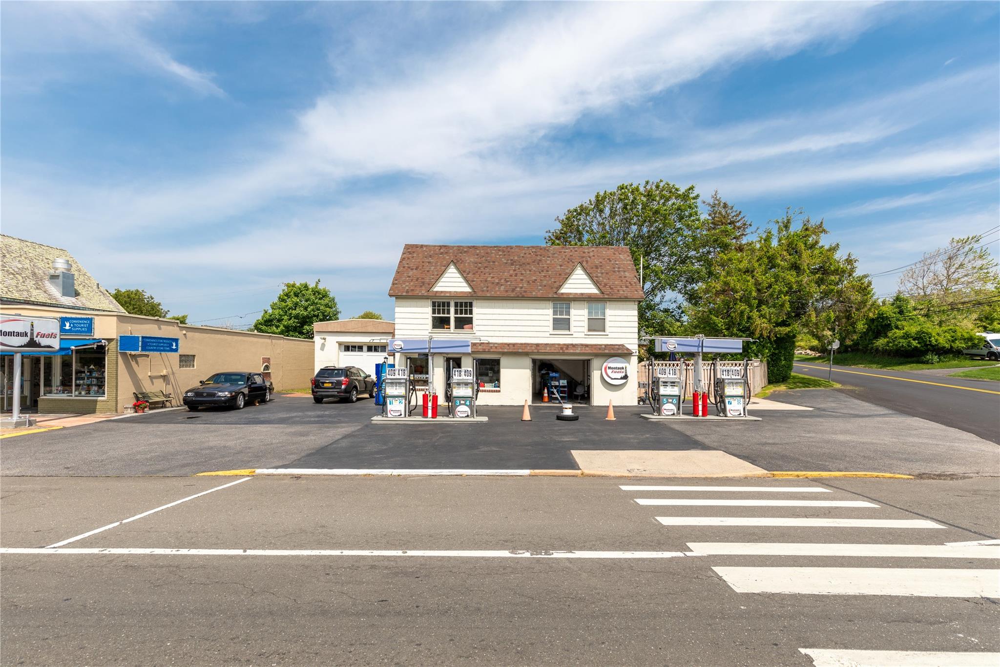 #3 photo, 809 & 813 Montauk Highway, サフォーク郡 Montauk , NY 11954