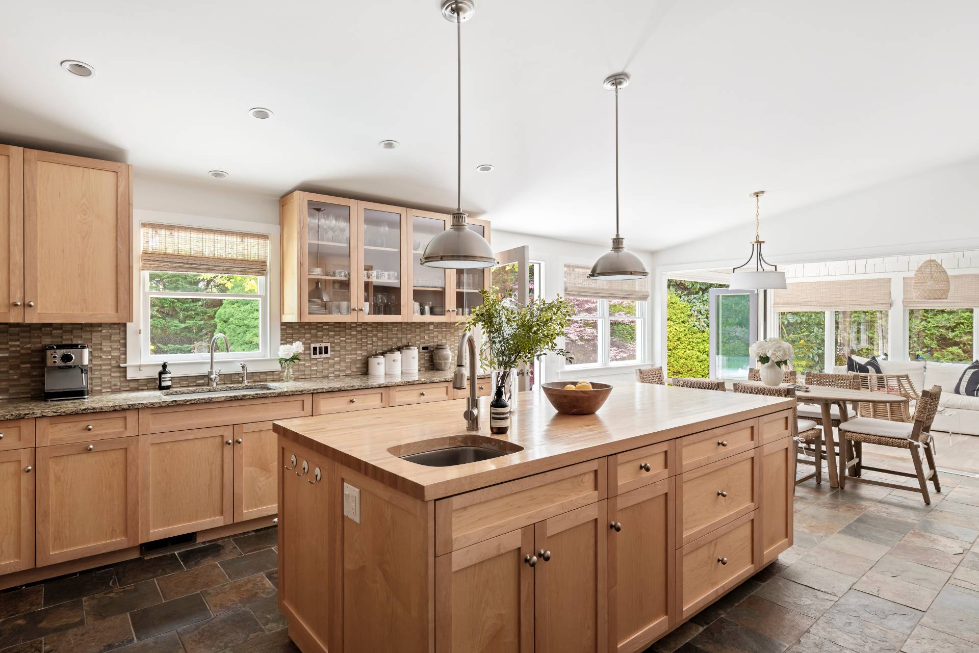 #11 photo, 192 HALSEY ST, サフォーク郡 Southampton , NY 11968