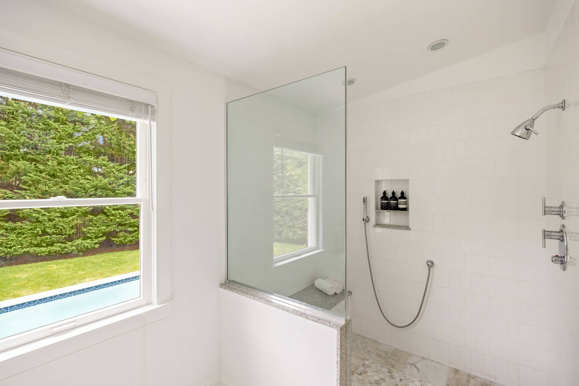 #20 photo, 192 HALSEY ST, サフォーク郡 Southampton , NY 11968