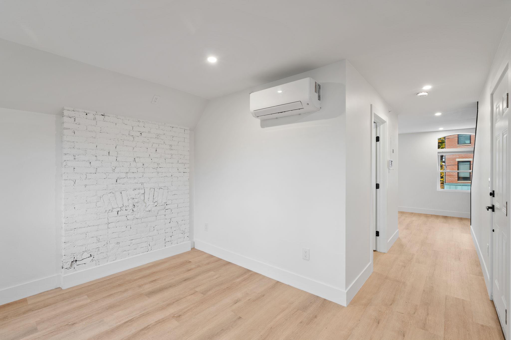 #8 photo, 119 Lander Street, Newburgh , NY 12550