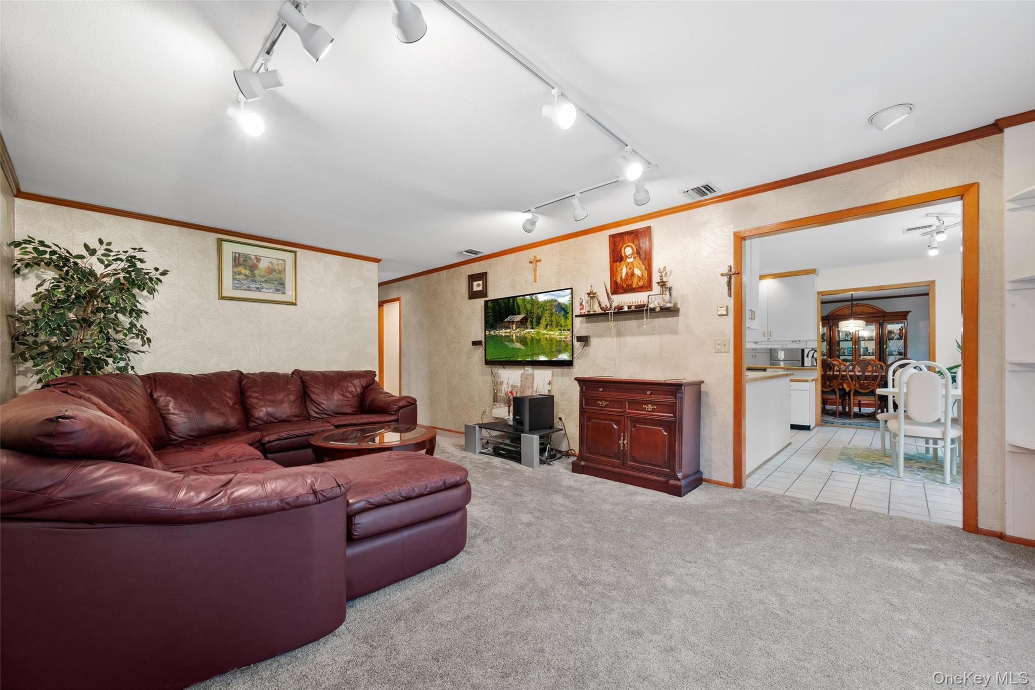 #20 photo, 1 Blue Sky Drive, Suffern , NY 10901