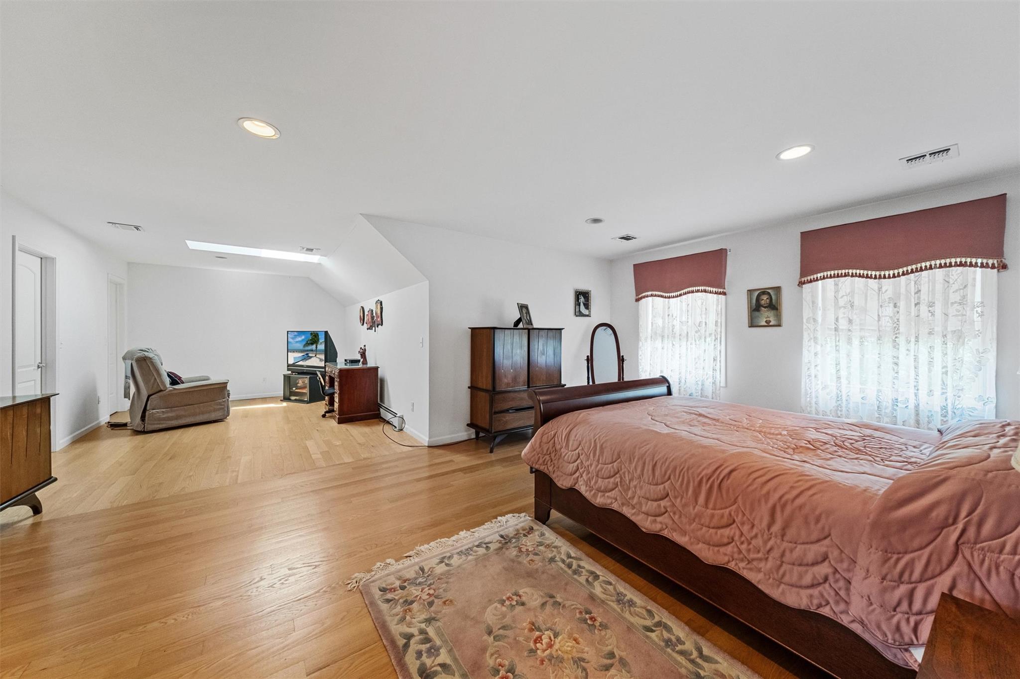 #18 photo, 20 Goshen Road, Chester , NY 10918