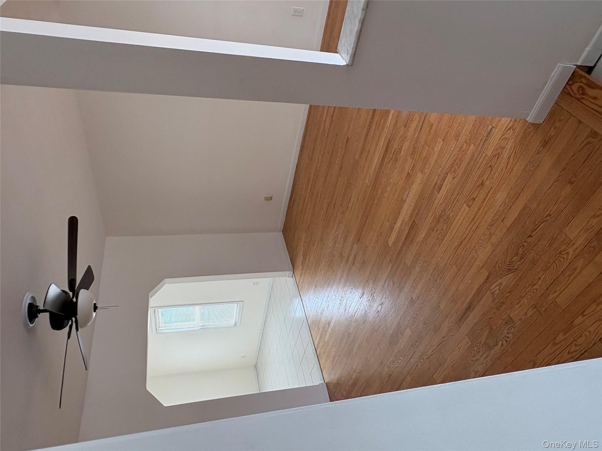 #7 photo, 840 Hollywood Avenue, ブロンクス区 Bronx , NY 10465