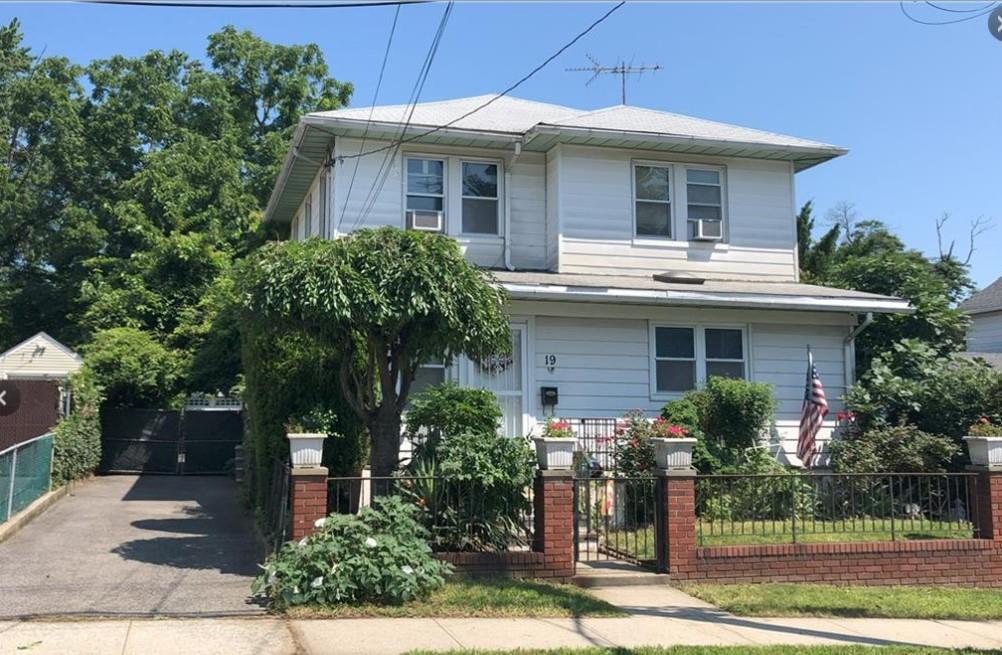 #1 photo, 19 Bainton Street, Yonkers , NY 10704