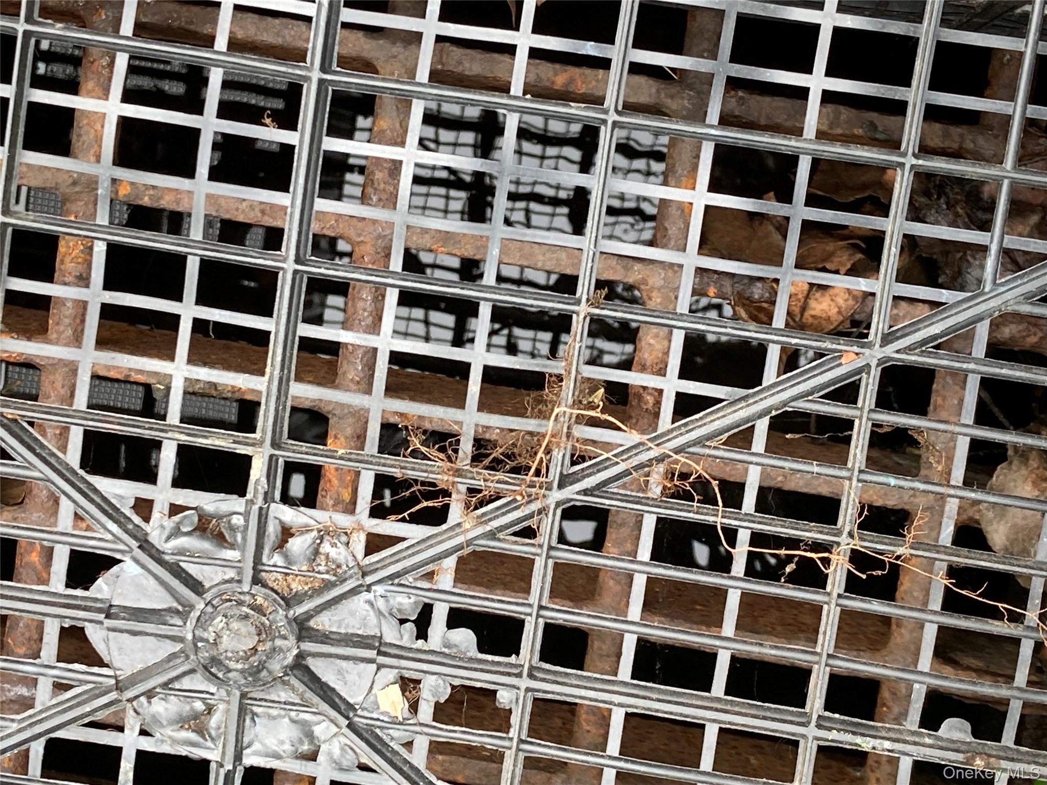 #2 photo, 30 Luty Drive, Hyde Park , NY 