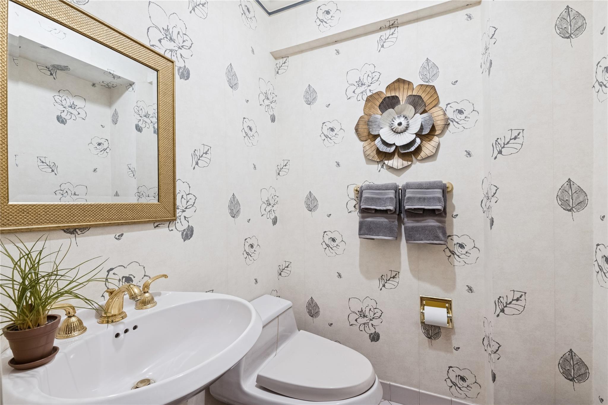 #12 photo, 1390 Broadway, ナッソー郡 Hewlett , NY 11557