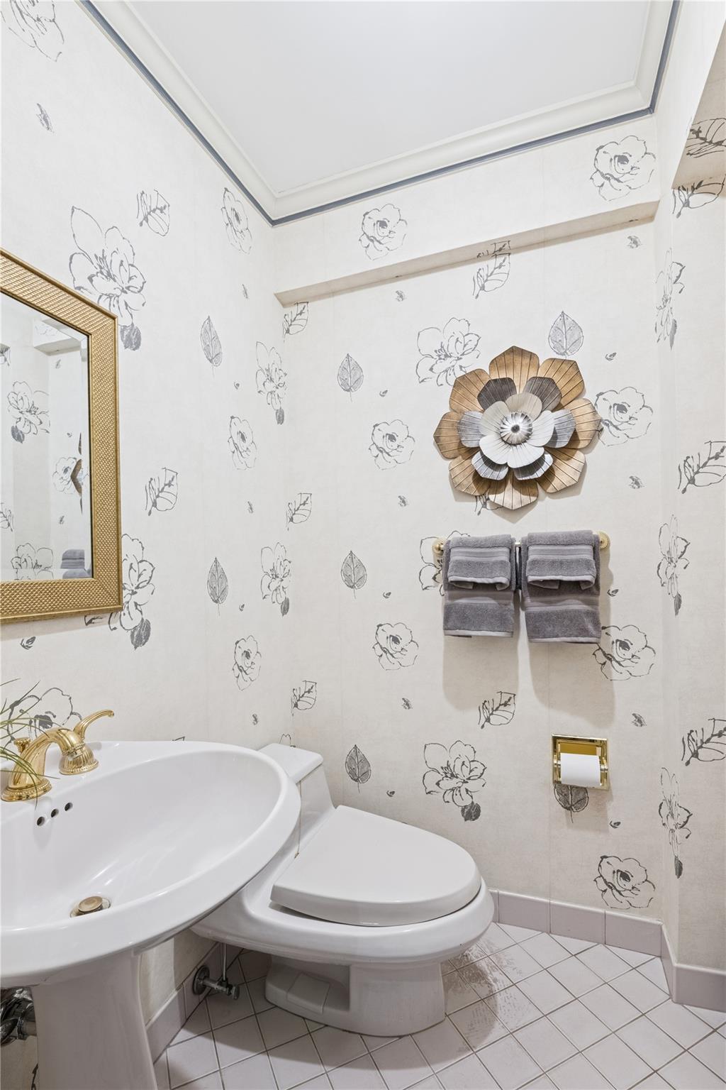 #13 photo, 1390 Broadway, ナッソー郡 Hewlett , NY 11557