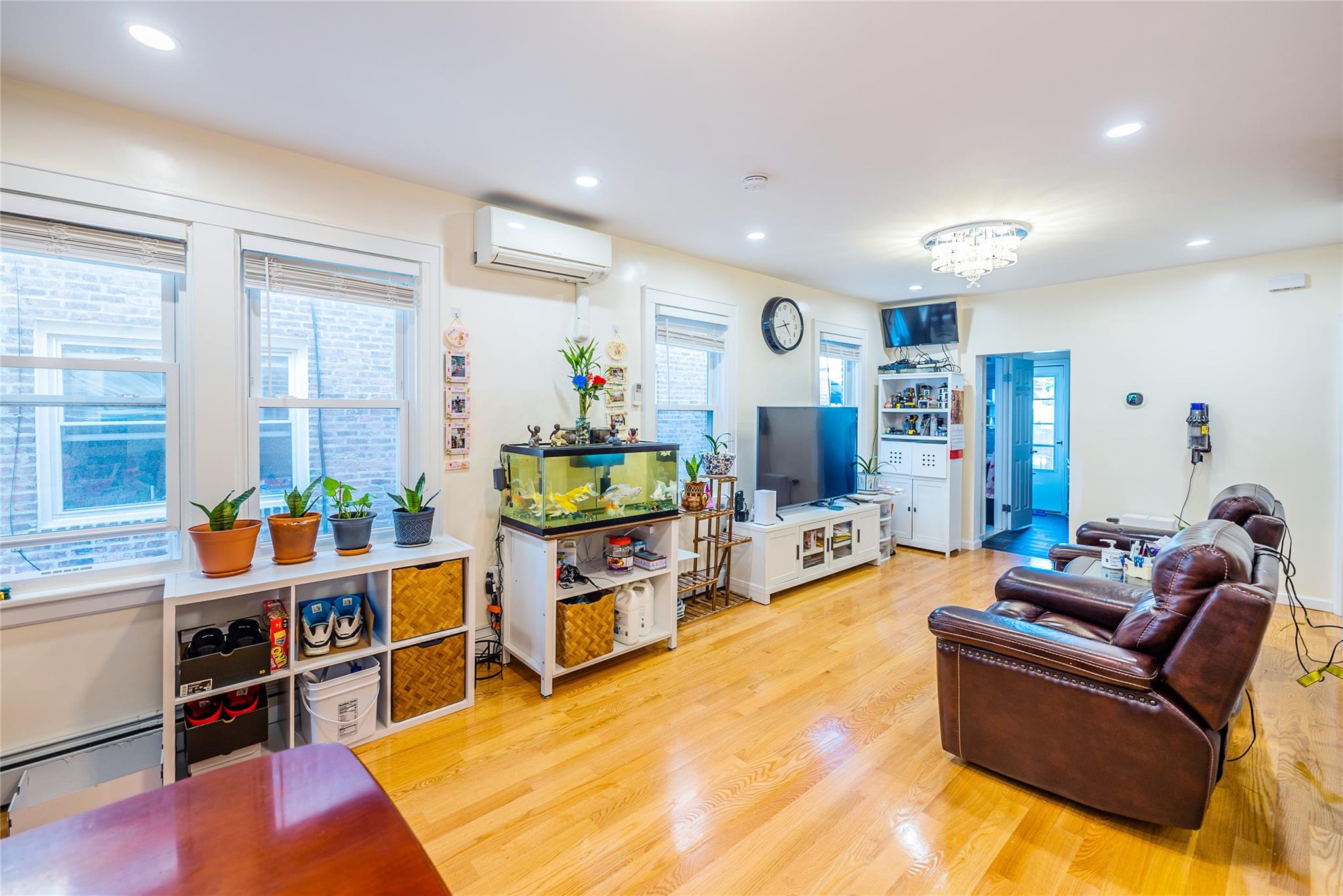 #16 photo, 19934 34th Avenue, Flushing , NY 11358