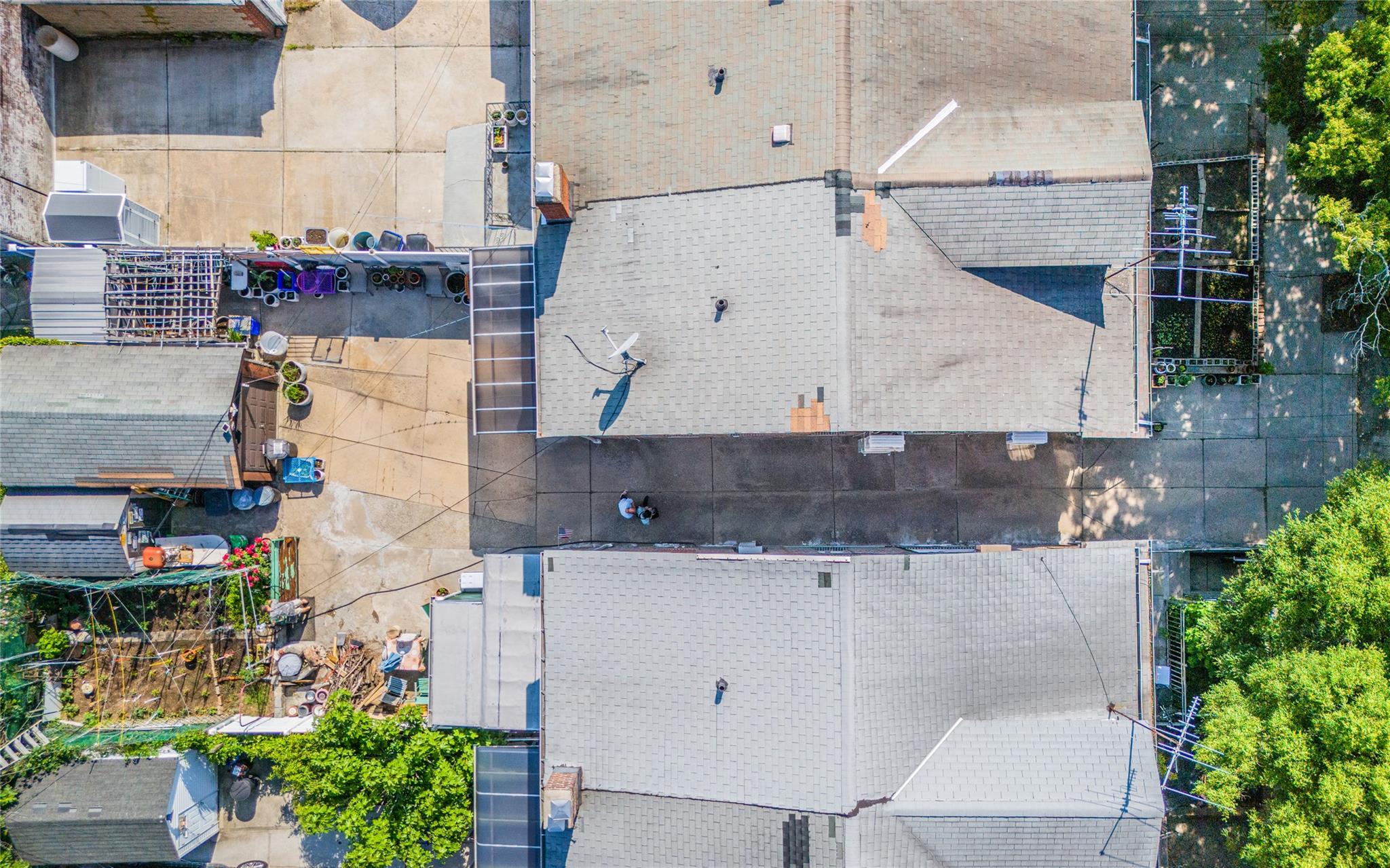 #3 photo, 19934 34th Avenue, Flushing , NY 11358