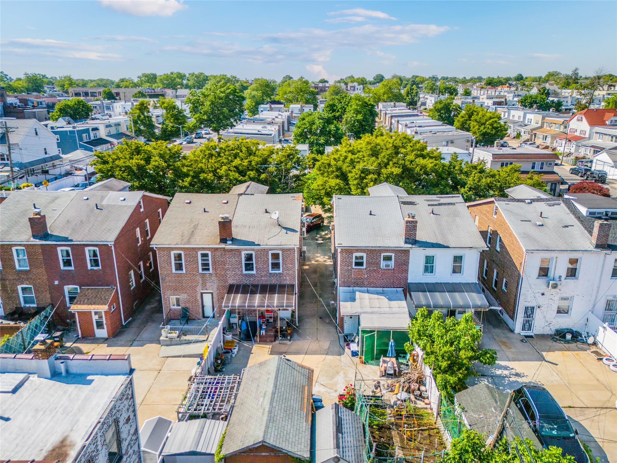 #4 photo, 19934 34th Avenue, Flushing , NY 11358