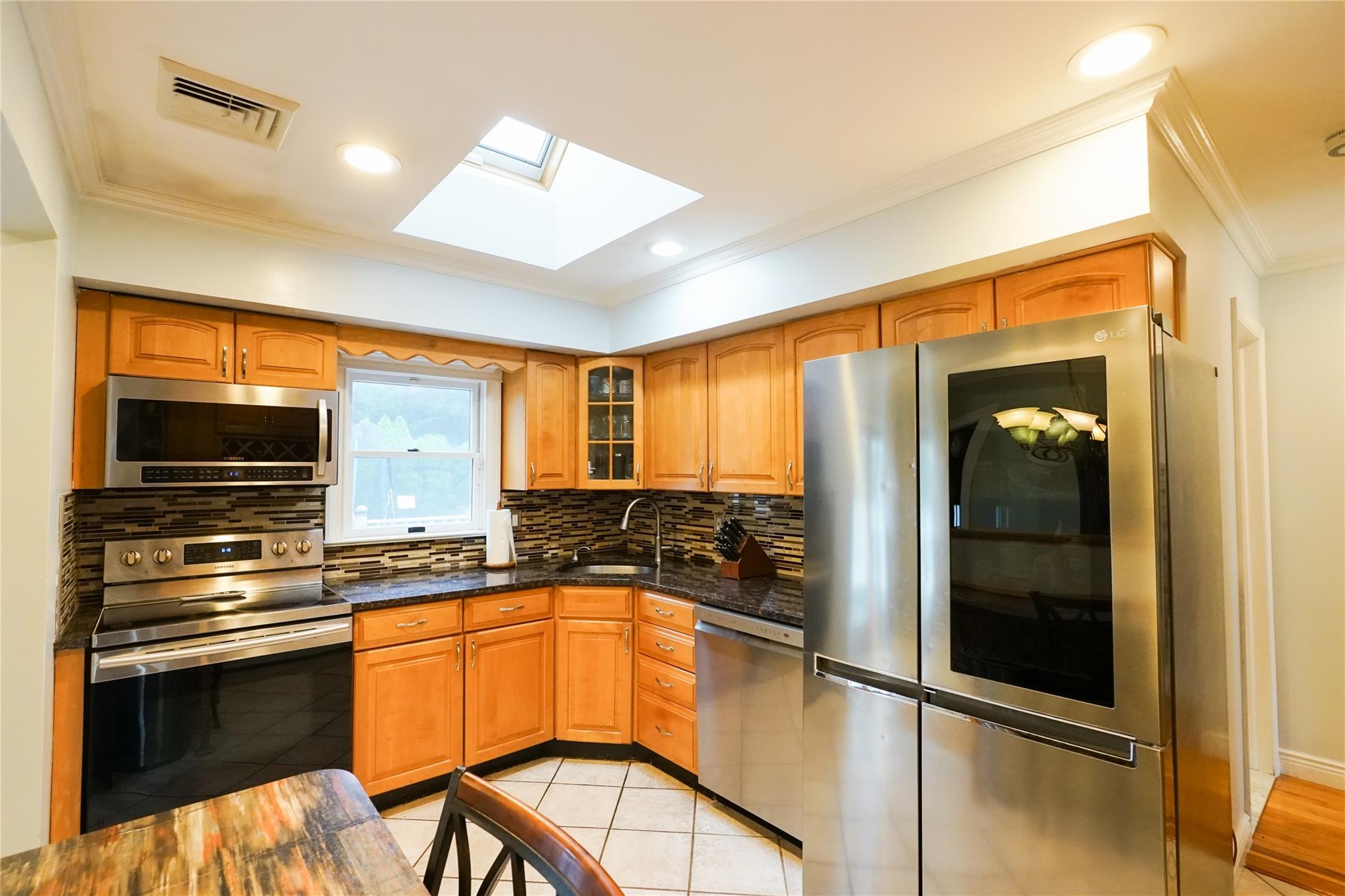 #10 photo, 39 Ontario Avenue, 長島 Plainview , NY 11803