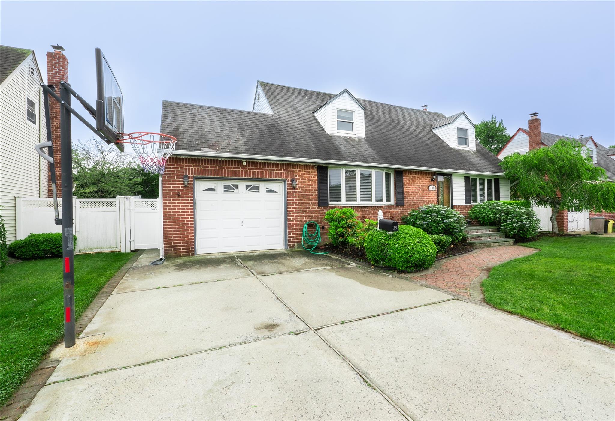 #2 photo, 39 Ontario Avenue, 長島 Plainview , NY 11803