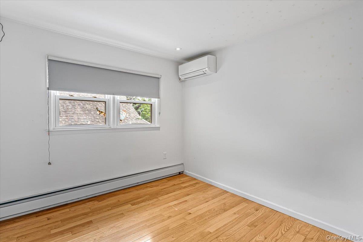 #16 photo, 68-07 Little Neck Pkwy Parkway, 皇后區 Glen Oaks , NY 11004