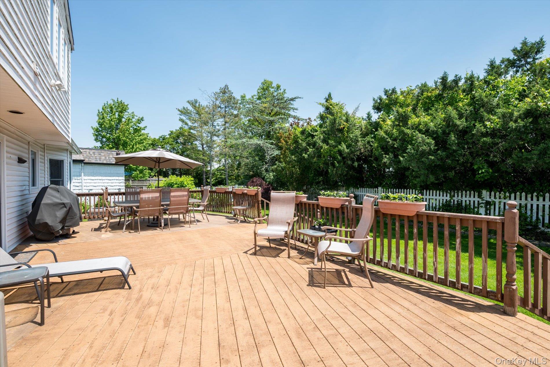 #20 photo, 27 Bridle Path, ナッソー郡 Roslyn , NY 11576