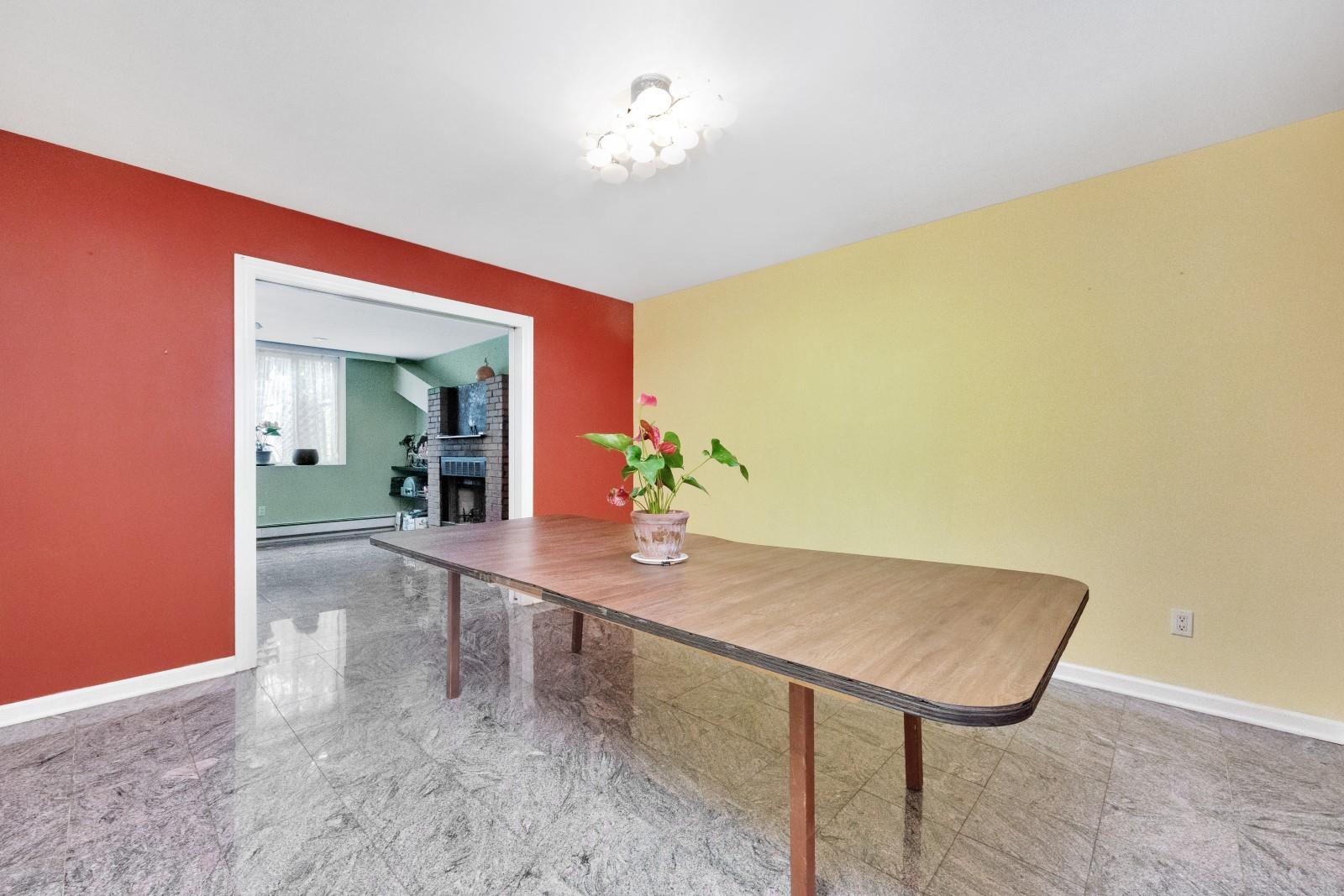 #8 photo, 80-04 Cowles Court, クイーンズ区 Middle Village , NY 11379