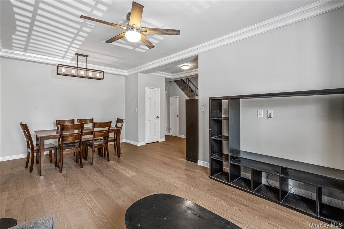 #8 photo, 99-40 63rd Road, クイーンズ区 Rego Park , NY 11374