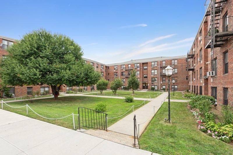 #6 photo, 1031 E 108th Street, #3C, ブルックリン区 Spring Creek , NY 11236