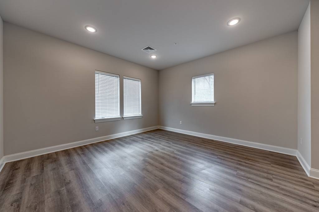 #10 photo, 182 Excelsior Ave, #Flat, Saratoga Springs , NY 12866