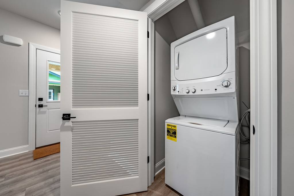 #7 photo, 182 Excelsior Ave, #Flat, Saratoga Springs , NY 12866