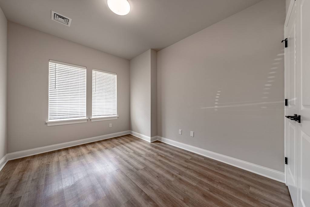 #9 photo, 182 Excelsior Ave, #Flat, Saratoga Springs , NY 12866