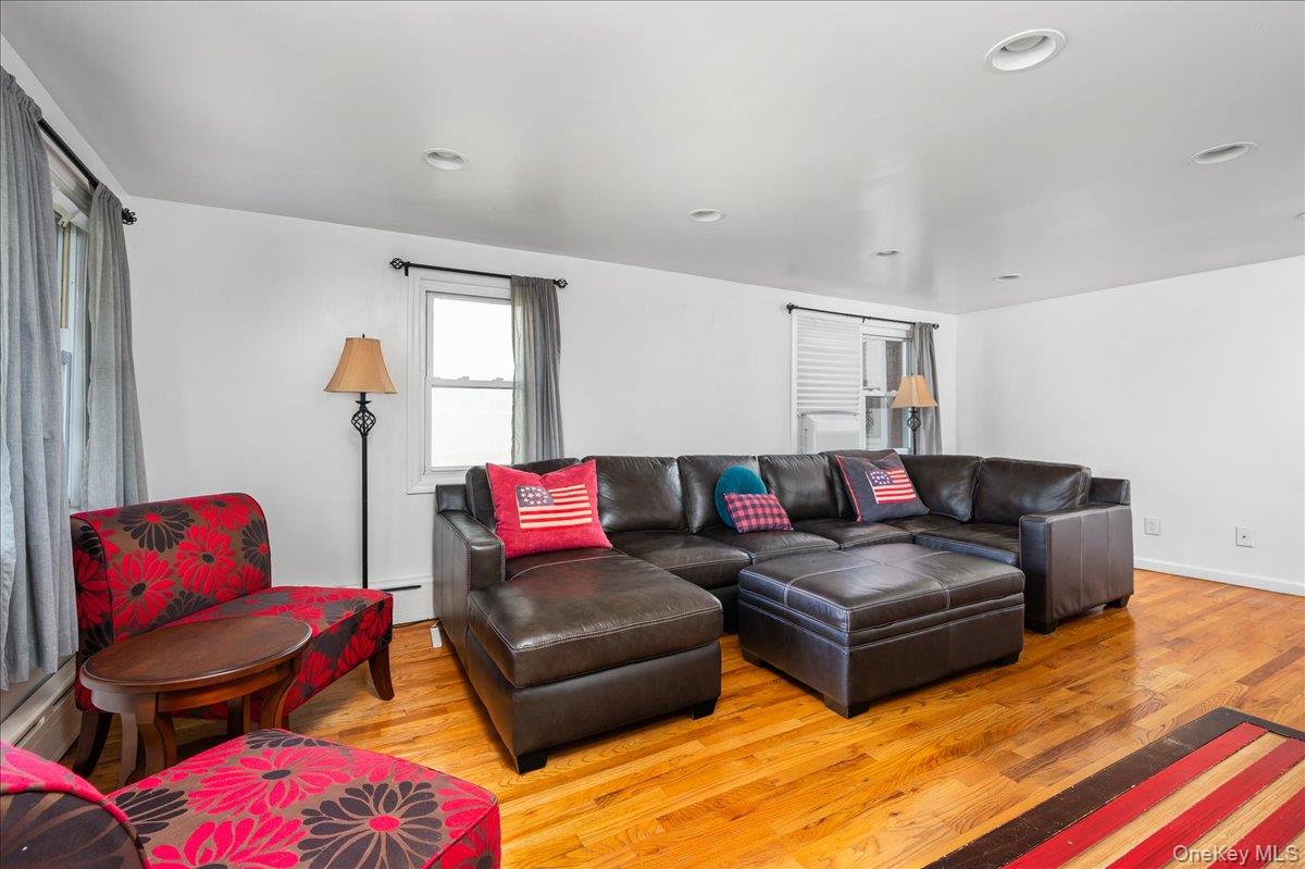 #3 photo, 516 Broadway, Hastings-on-Hudson , NY 10706