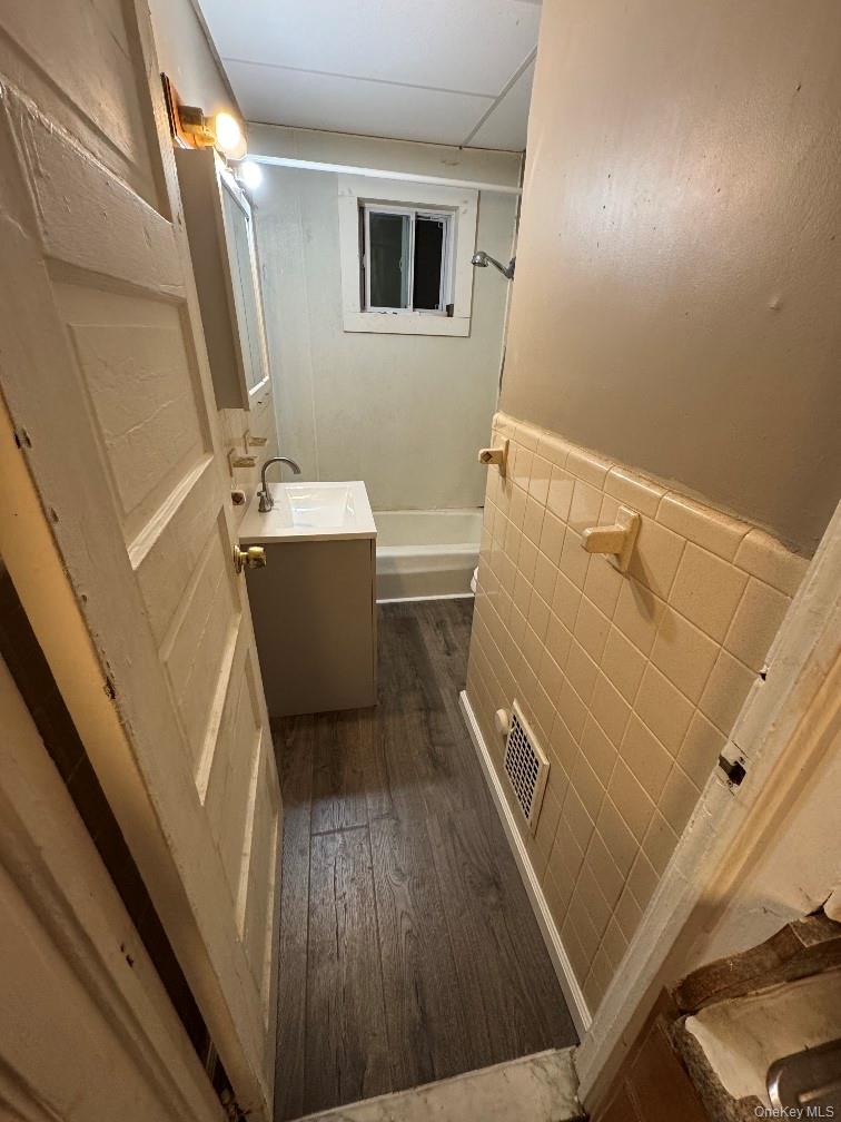 #16 photo, 77 Carroll Street, Poughkeepsie , NY 12601