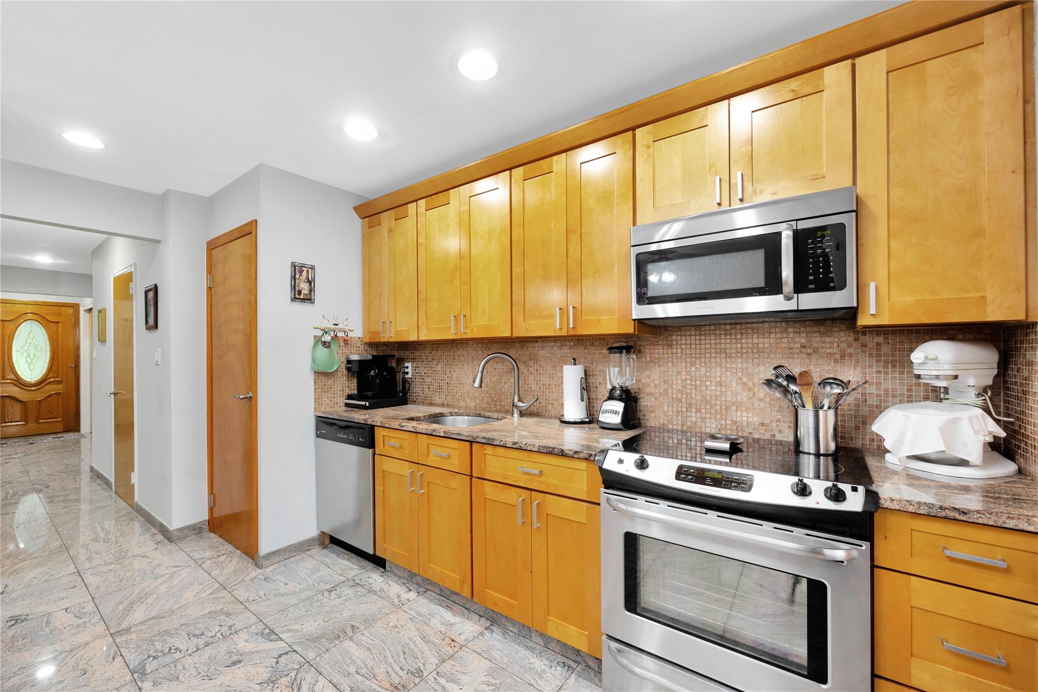 #9 photo, 2616 Brown Street, ブルックリン区 Brooklyn , NY 11235