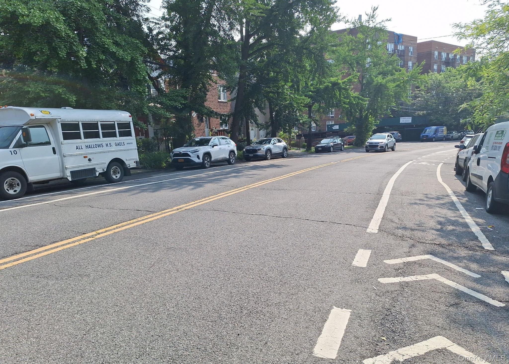 #4 photo, 5730 Mosholu Avenue, ブロンクス区 Bronx , NY 10471