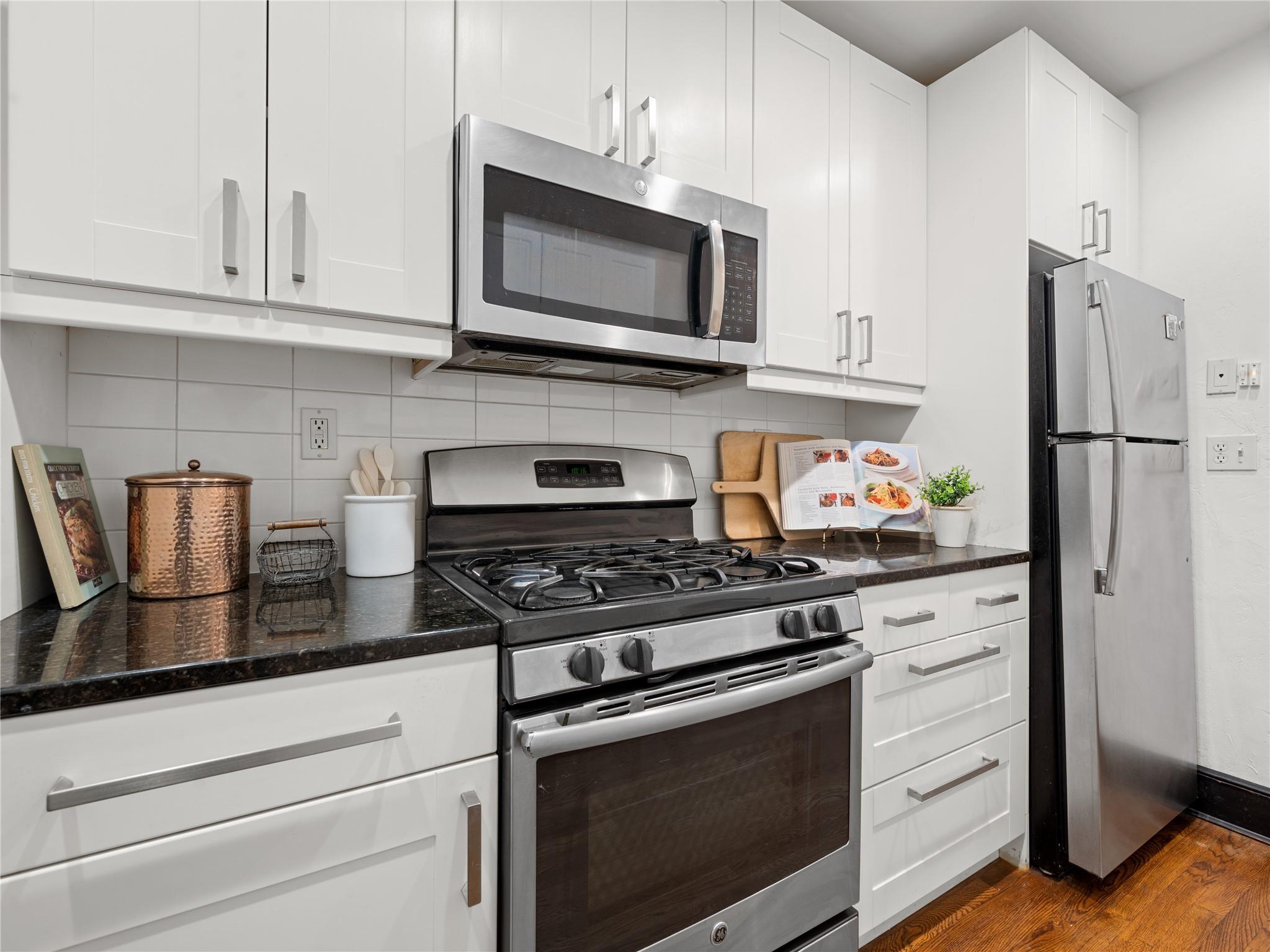 #4 photo, 35-05 167th Street, クイーンズ区 Flushing , NY 11358