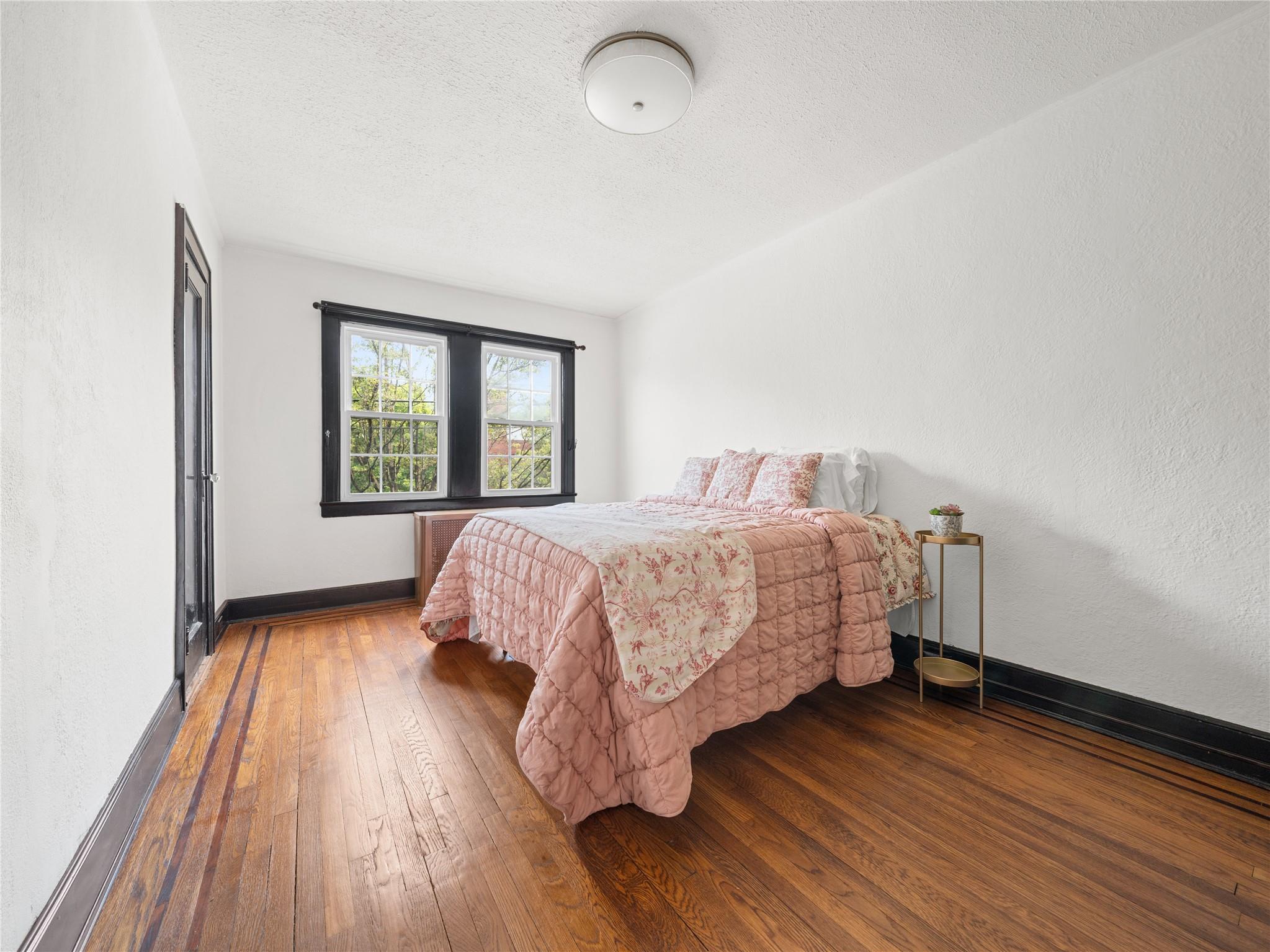 #9 photo, 35-05 167th Street, クイーンズ区 Flushing , NY 11358