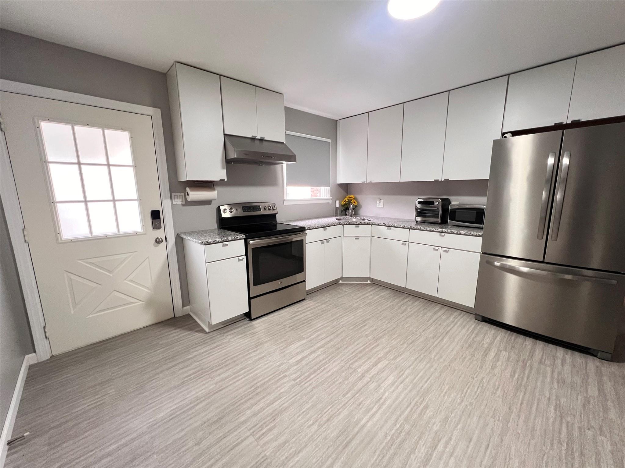 #3 photo, 44 Cherry Lane, ナッソー郡 Carle Place , NY 11514