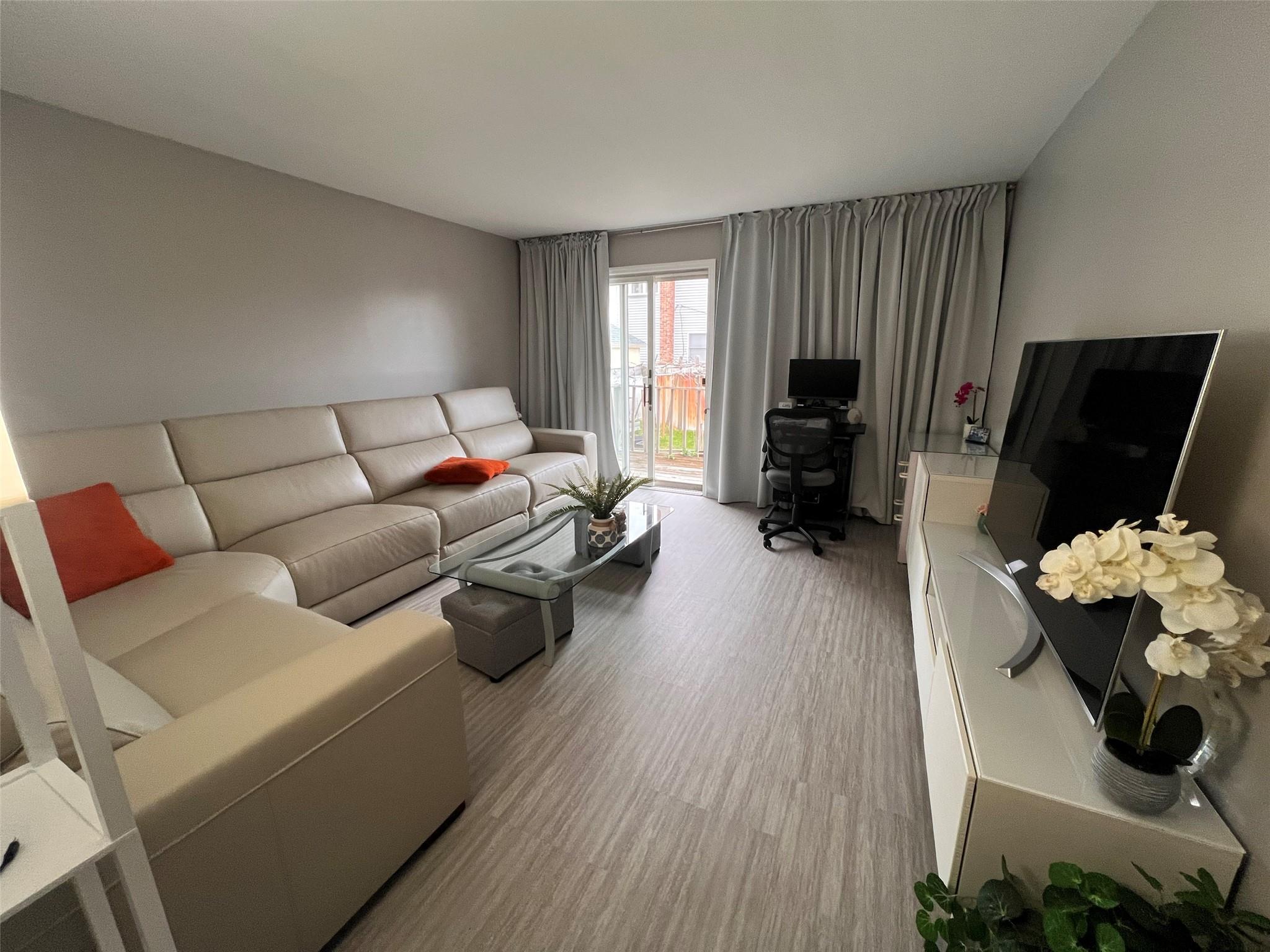 #9 photo, 44 Cherry Lane, ナッソー郡 Carle Place , NY 11514