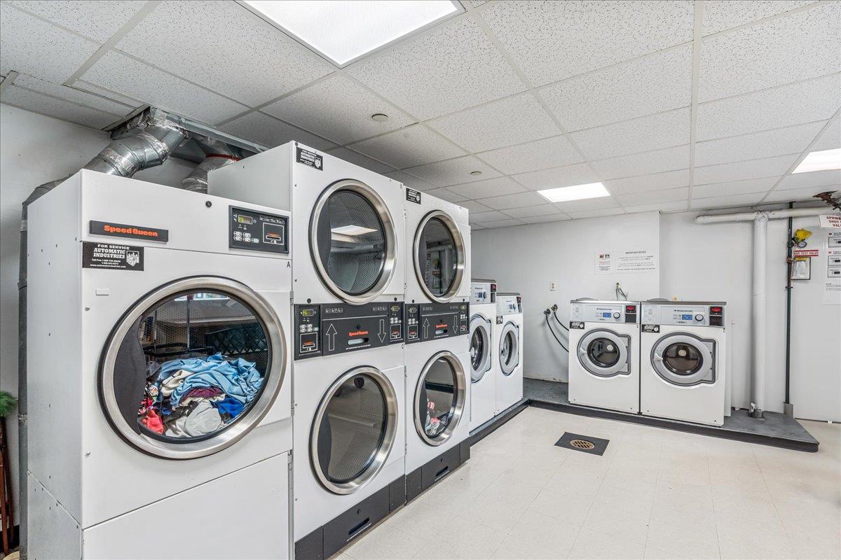 #13 photo, 211-40 18TH Avenue, كوينز Bayside , NY 11360