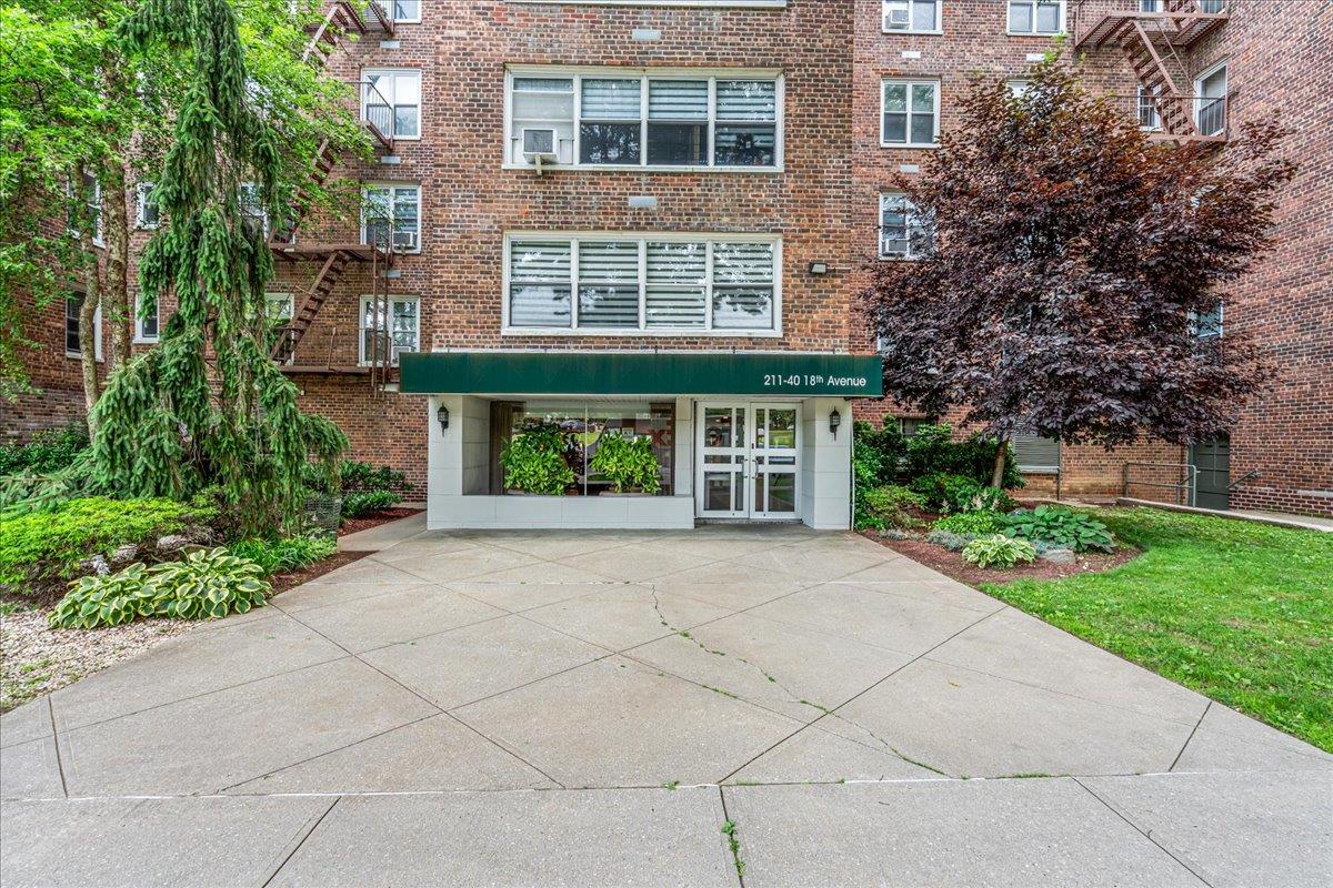 #14 photo, 211-40 18TH Avenue, كوينز Bayside , NY 11360