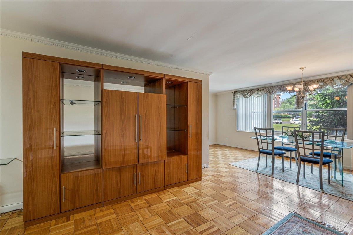 #5 photo, 211-40 18TH Avenue, كوينز Bayside , NY 11360