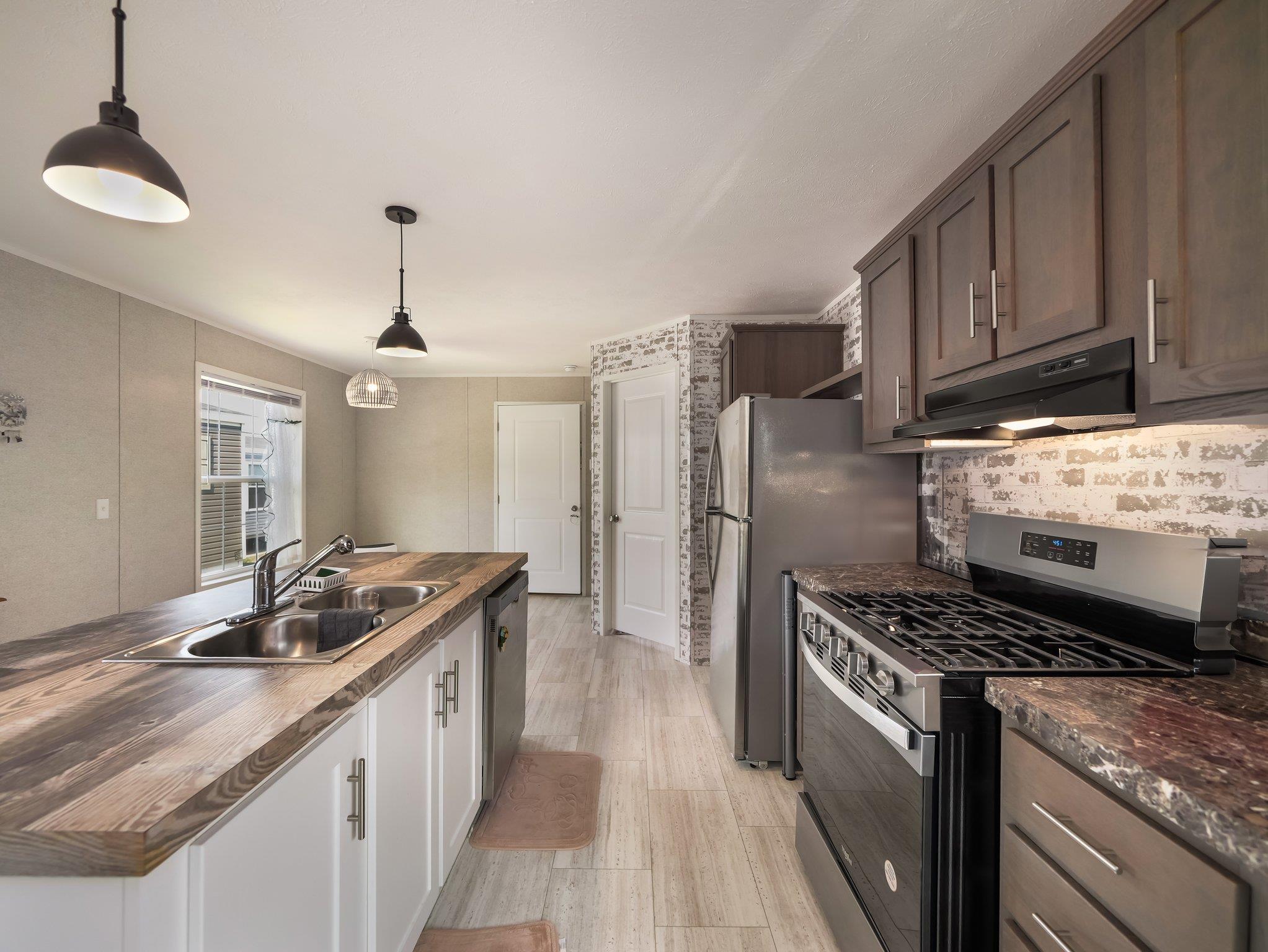 #15 photo, 13 Windward Wy, Stony Point , NY 10980