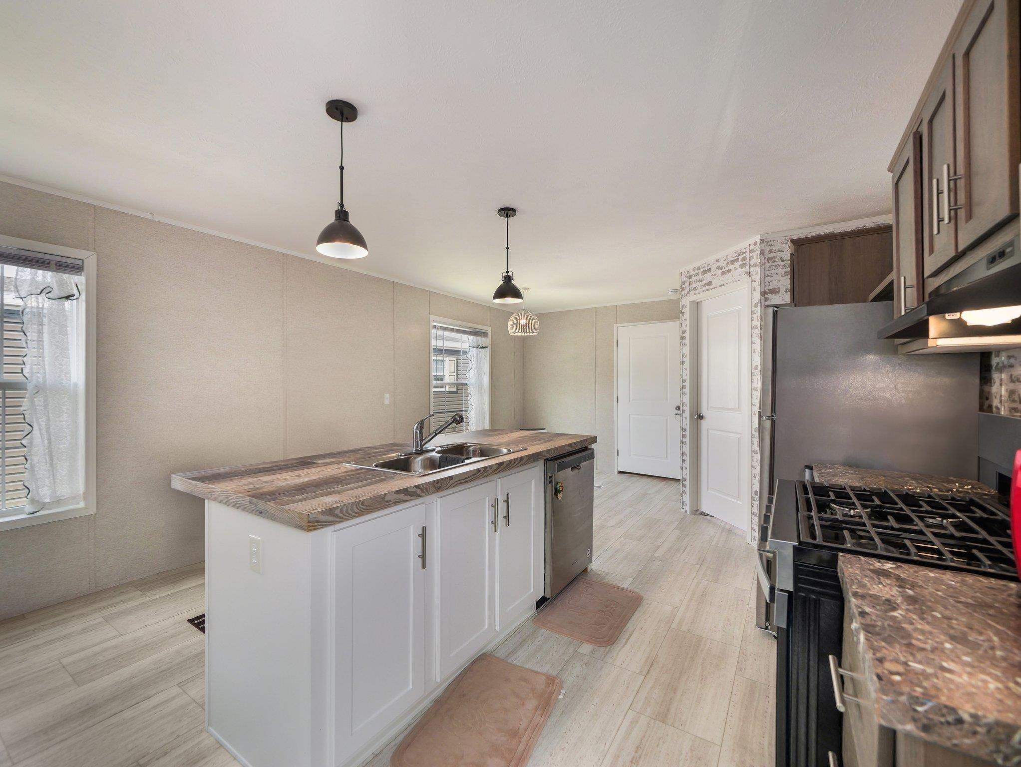 #16 photo, 13 Windward Wy, Stony Point , NY 10980