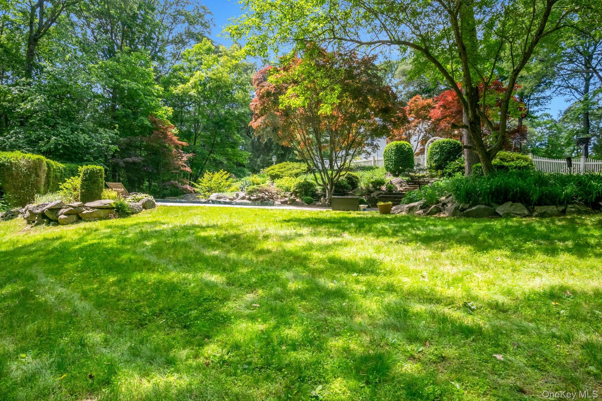 #10 photo, 12 Woodland Court, Bedford , NY 10506