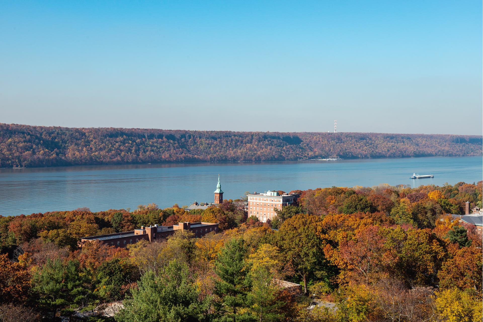 #4 photo, 5800 ARLINGTON Avenue, ブロンクス区 North Riverdale , NY 10471