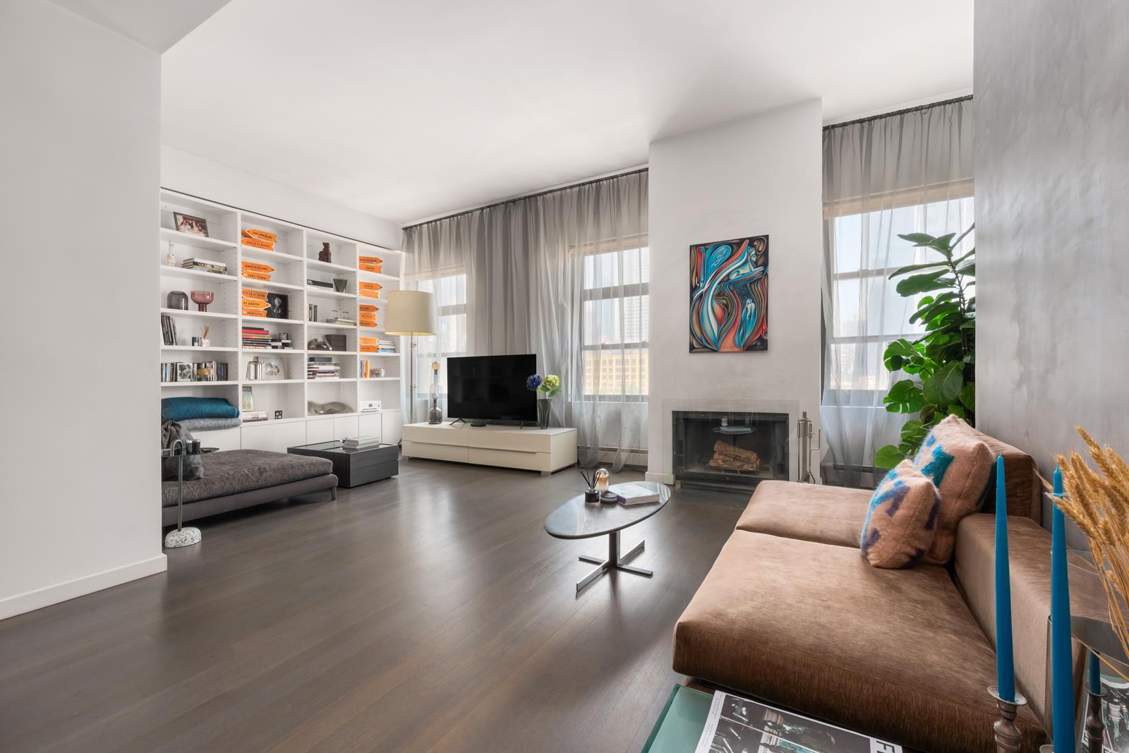 #1 photo, 529 W 42ND Street, Hells Kitchen , NY 10036