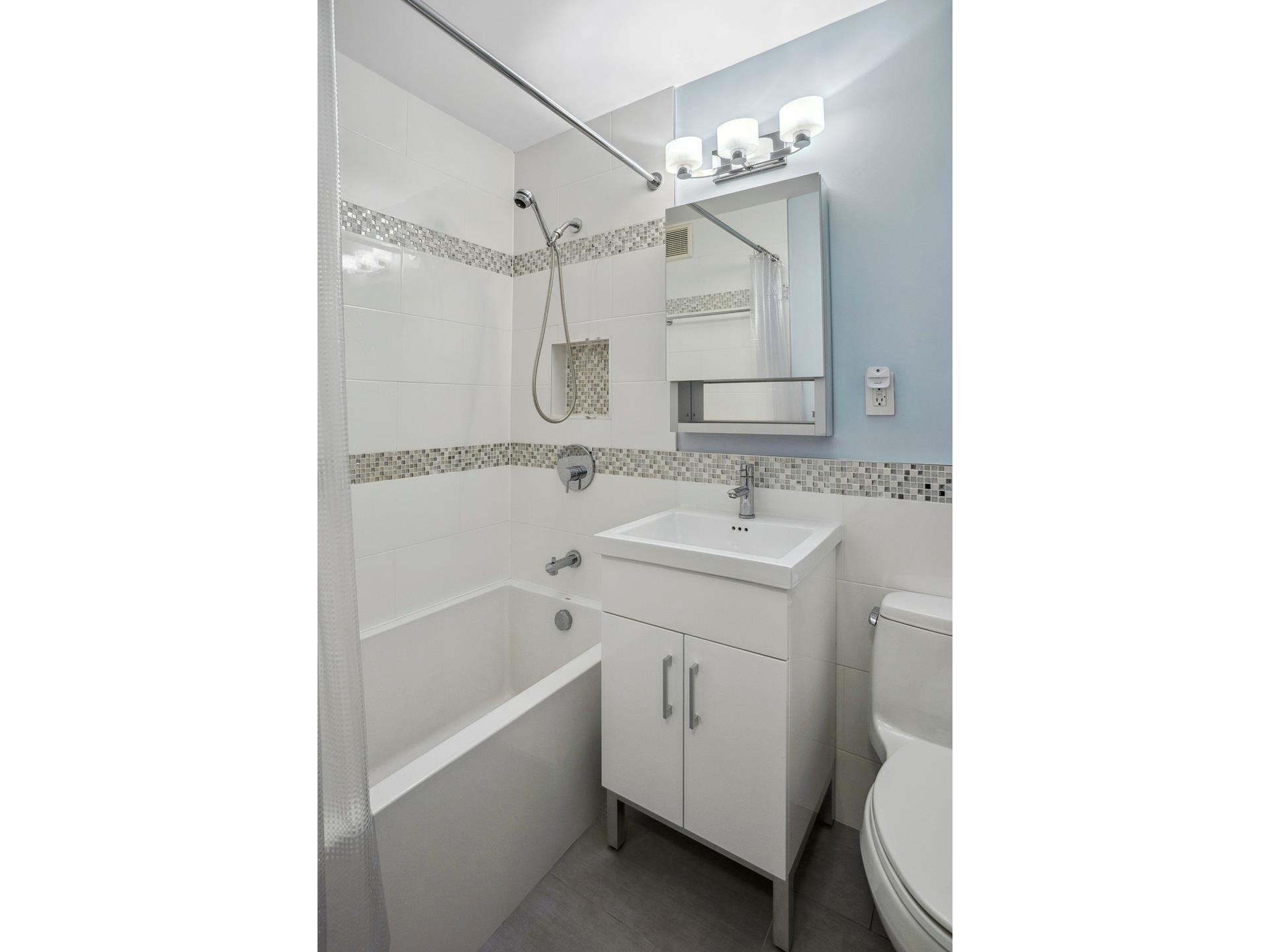 #9 photo, 435 E 77TH Street, マンハッタン Lenox Hill , NY 10021