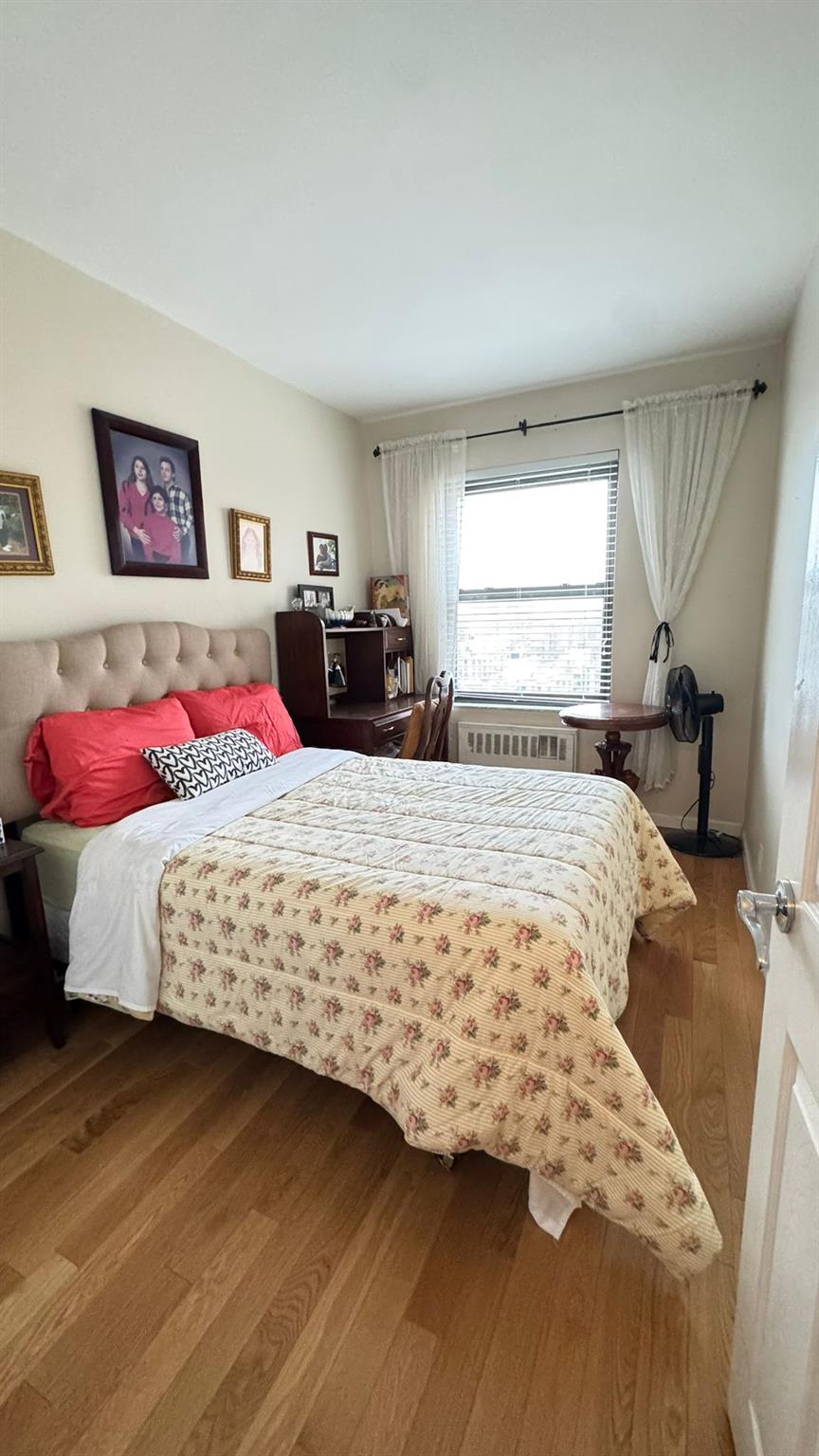 #10 photo, 99-05 63rd Drive, 皇后區 雷哥公園 Rego Park , NY 11374