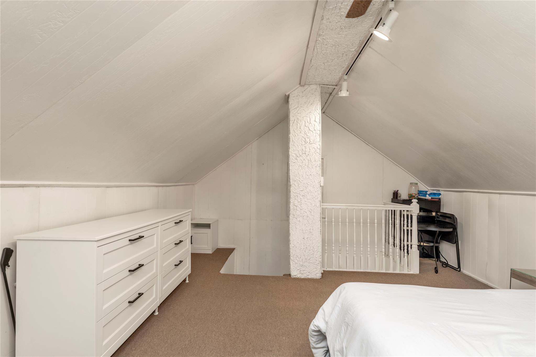 #13 photo, 181 Oak Street, West Hempstead , NY 11552